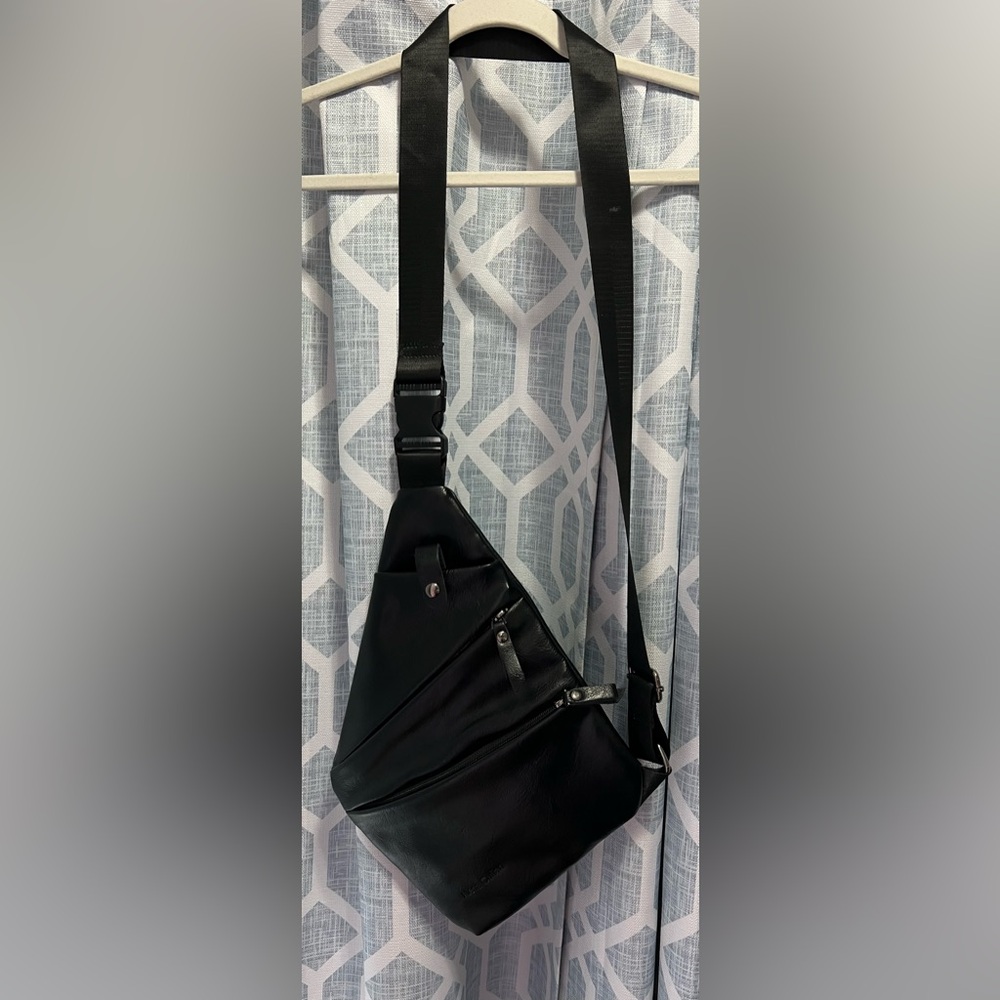 Alena Culian Men’s Leather Sling Bag